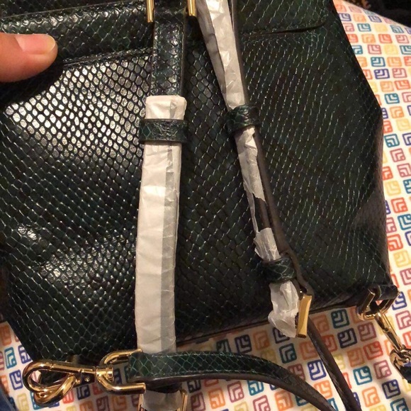 SOLD.MICHAEL Michael Kors
MottChain Python cnv - Picture 8 of 8